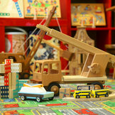 Build & Ride  width=